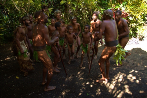 VANUATU - AMBRYM - ENDU The customes dances of the cultural village of ENDU on the Ambrym island.
(photo: Yashmin Chebli)