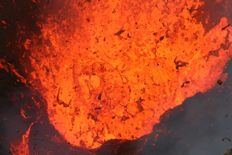 YASUR VOLCANO ERUPTION - LAVA A volcanic vent erupt molten lava  inside the YASUR VOLCANO CRATER.
© Photo Yashmin CHEBLI