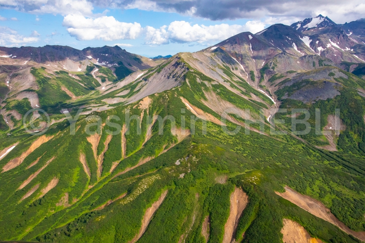 12082019-volcanic-landscape-on-the-way-to-karymsky-volcano-kamchatka-08-2019-3532 Paysage volcanique sur le chemin du vol en direction du volcan Karymsky