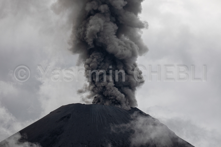 14082019-karymsky-volcano-eruption-kamchatka-08-2019-4021 
