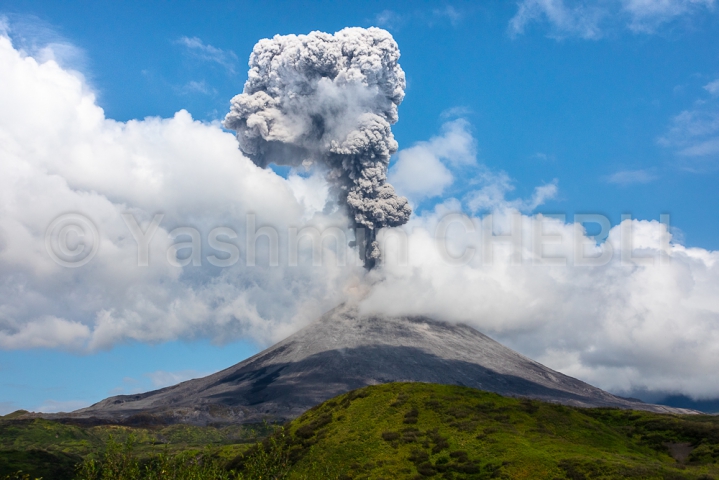 15082019-karymsky-volcano-eruption-kamchatka-08-2019-4198 