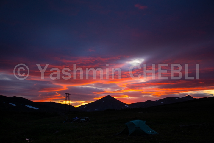16082019-sunset-on-the-avachinsky-base-camp-kamchatka-08-2019-4475 