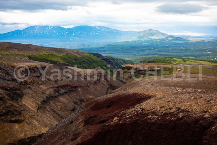 17082019-opasny-canyon-of-mutnovsky-volcano-kamchatka-08-2019-4663 