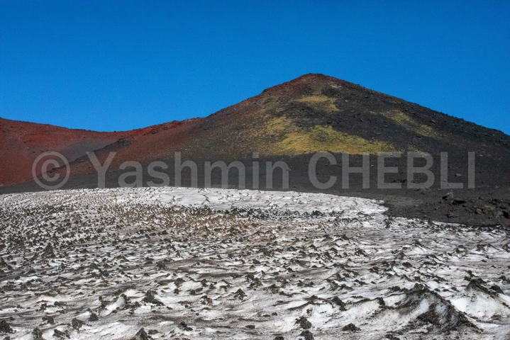 21082019-colored-volcanic-landscape-kamchatka-08-2019-4960 