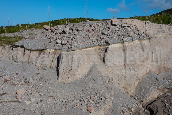 23082019-pyroclastic-flow-deposites-from-shiveluch-volcano-kamchatka-08-2019-5375 