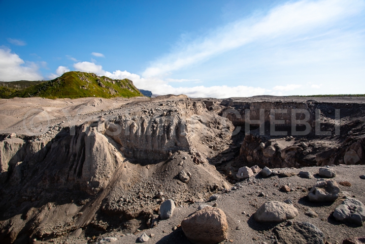 23082019-shiveluch-volcano-pyroclastic-flow-deposits-kamchatka-08-2019-5385 