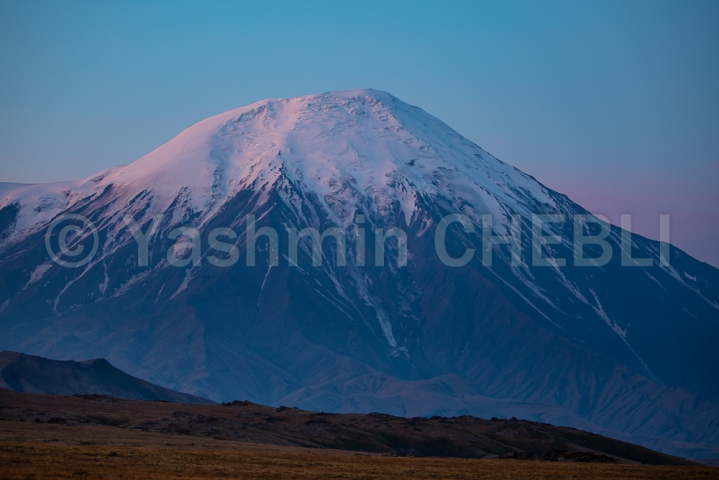 24082019-sunrise-on-the-summit-of-ostry-tolbachik-volcano-kamchatka-08-2019-5720 