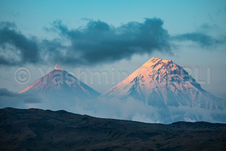 24082019-sunset-on-the-summits-of-klyuchevskoy-kamen-volcanoes-kamchatka-08-2019-5596 